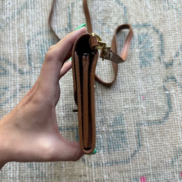 J.W. Hulme leather wallet crossbody purse - Picture 4 of 9